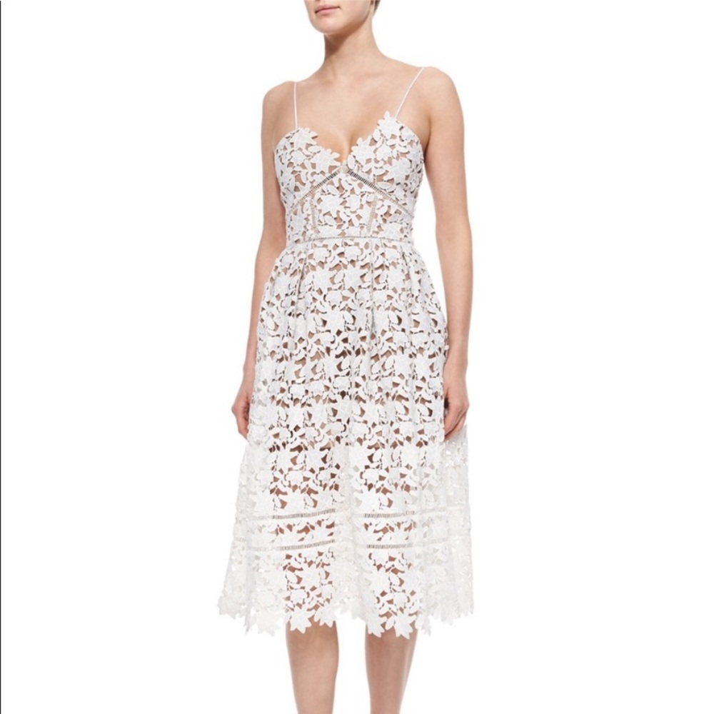 Self-Portrait Azalea Midi Dress in White. Size 4